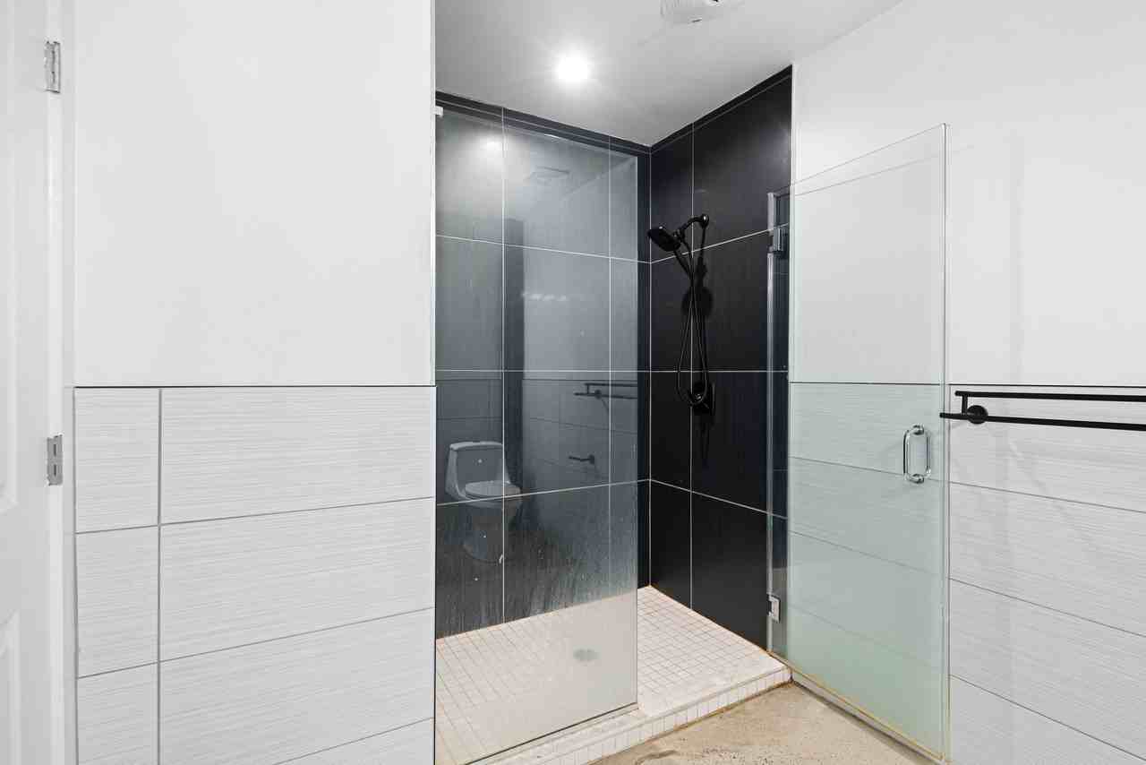 3421 Richmond Street - Photo 7 of 24