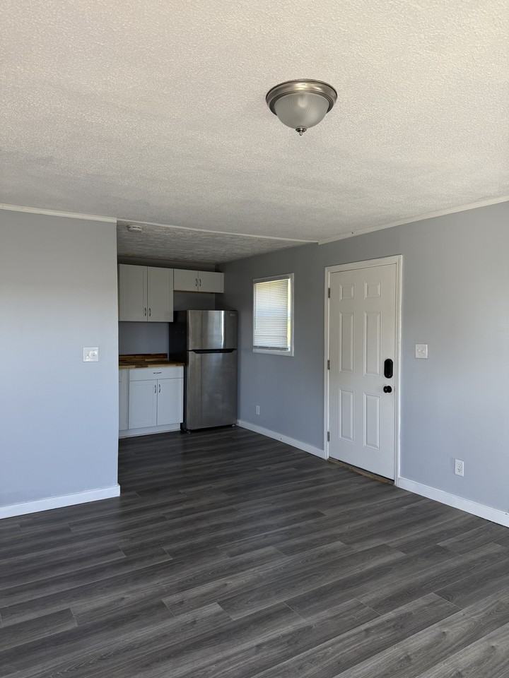 2396 Claremont Road - Photo 3 of 9