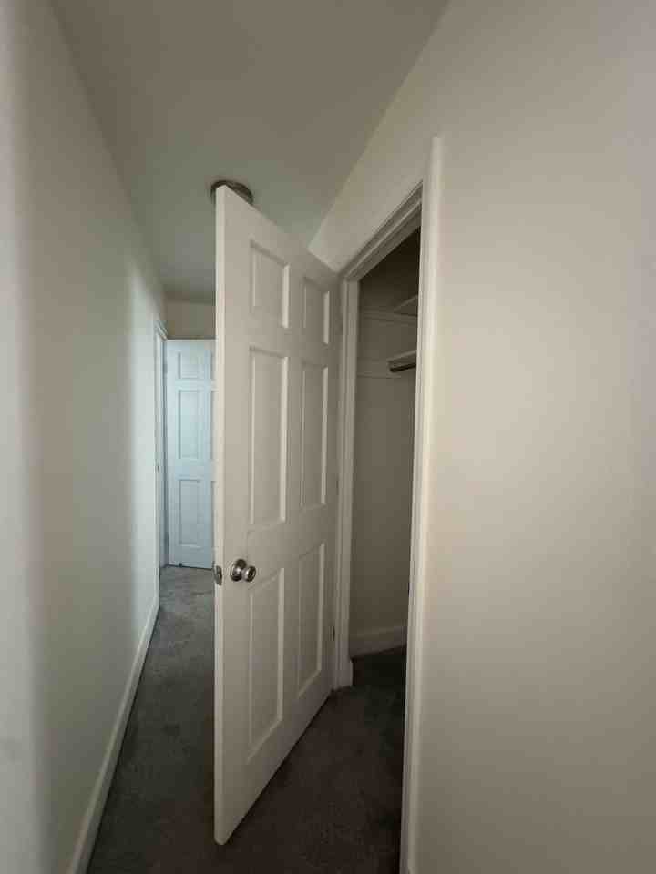 505 Sandheger Place - Photo 4 of 8