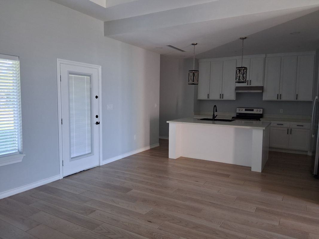 5517 Mica St - Photo 3 of 27