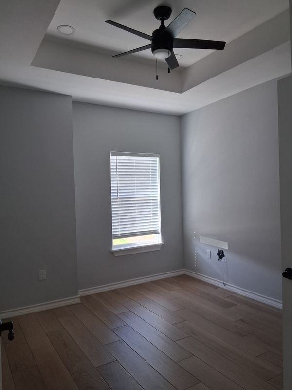 5517 Mica St - Photo 6 of 27