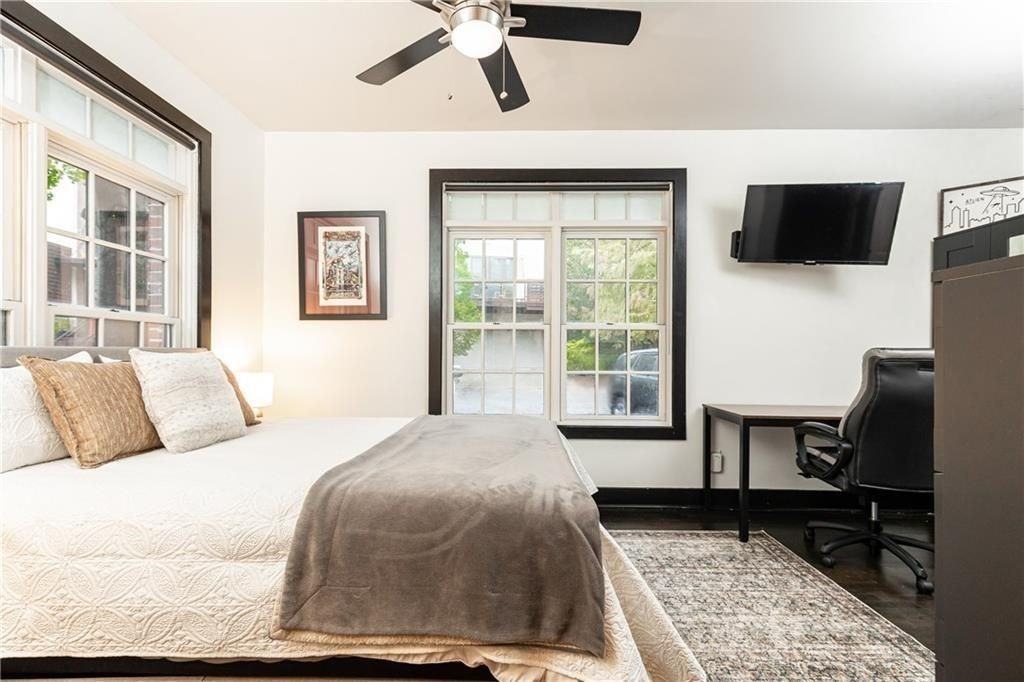 1300 Dekalb Ave Ne ##711 - Photo 4 of 19