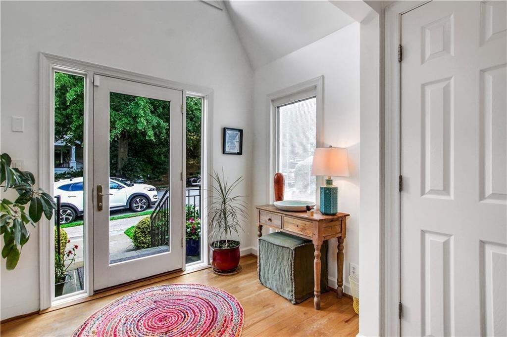 925 Highland Ter Ne - Photo 5 of 42