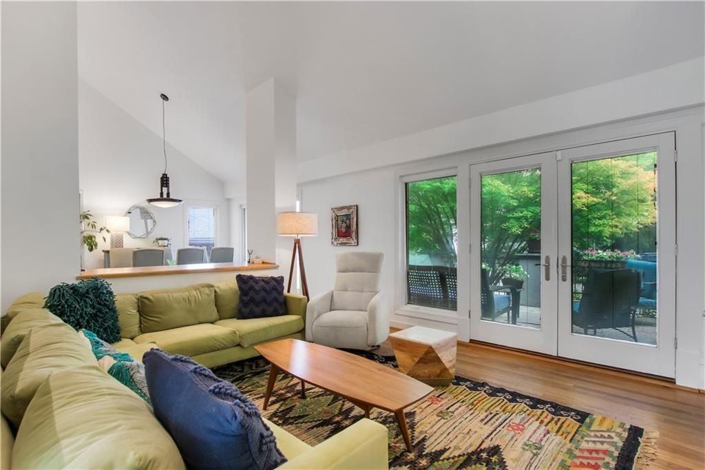 925 Highland Ter Ne - Photo 7 of 42