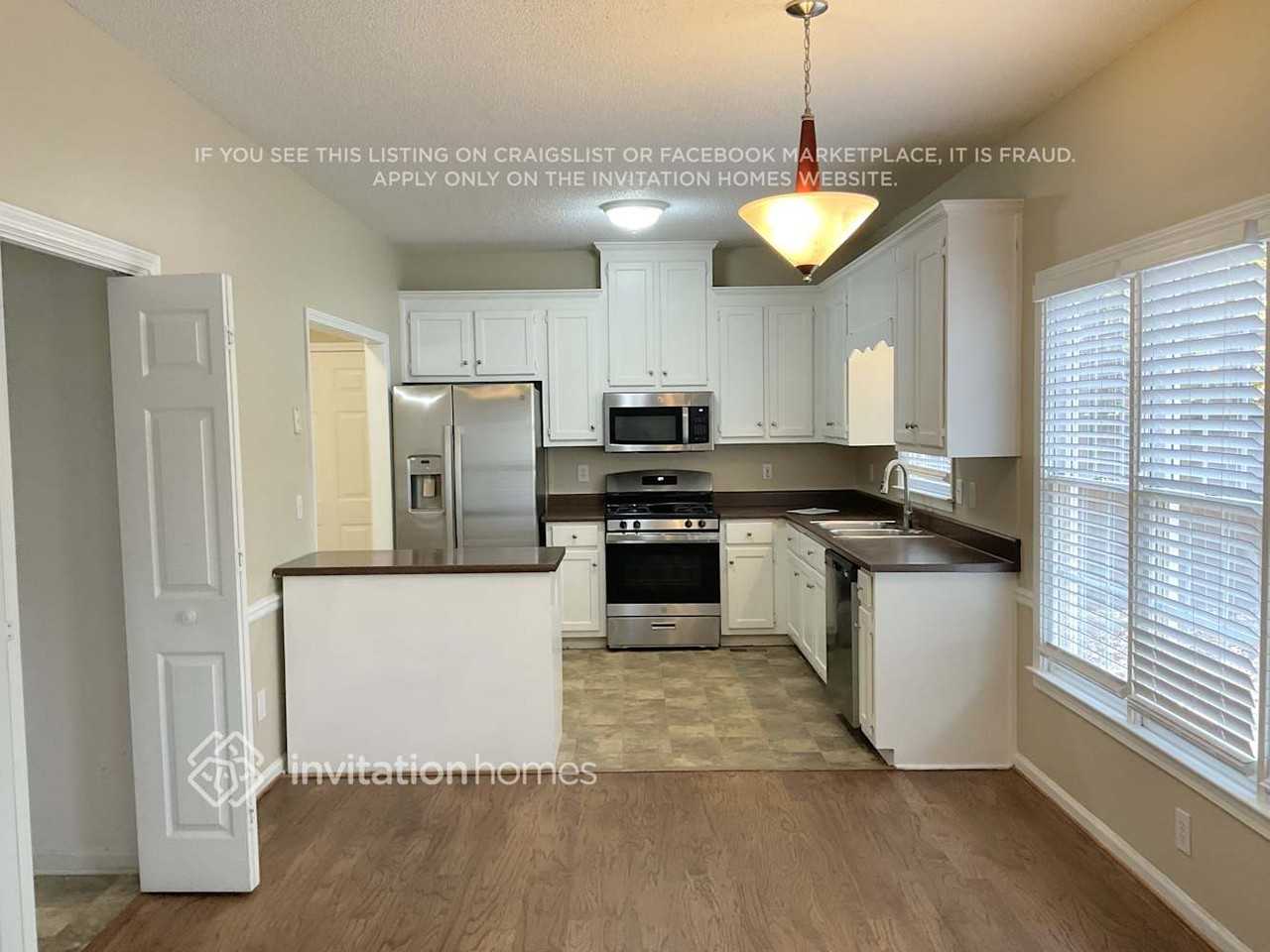 7895 Wynfield Circle - Photo 3 of 14