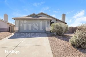 featured image of 3392 West Vía Campana De Oro