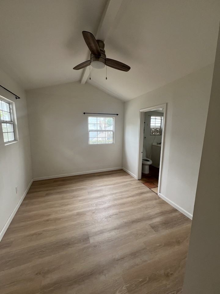 1725 Kent St #NA - Photo 7 of 13