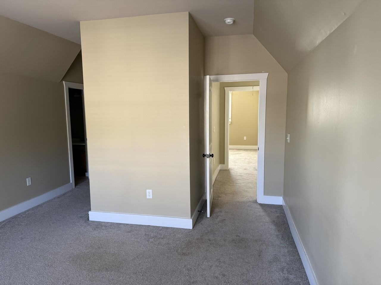 West Ln #1215 - Photo 4 of 13