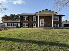 featured image of 208 Green Acres Dr #NA