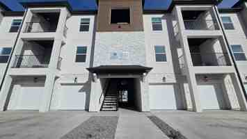 featured image of 6512 W Skyline Loop Ln