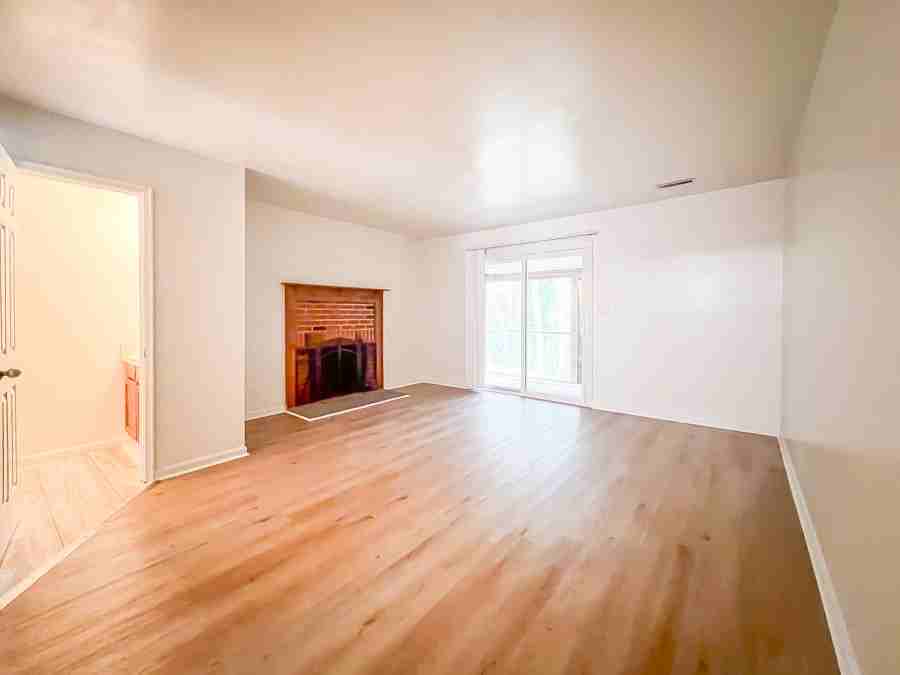 26 Fox Hill Dr #26 - Photo 5 of 17