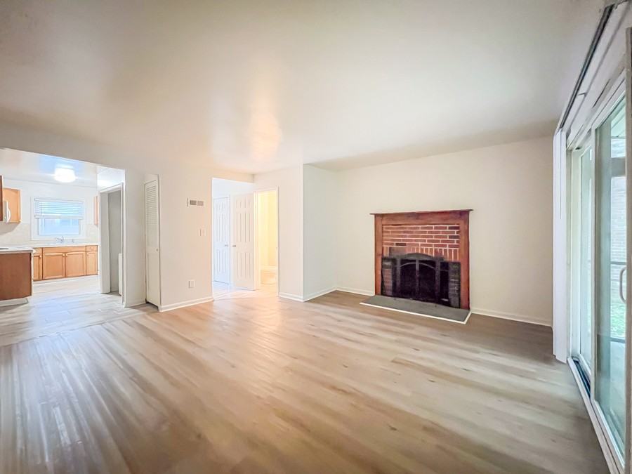 26 Fox Hill Dr #26 - Photo 6 of 17