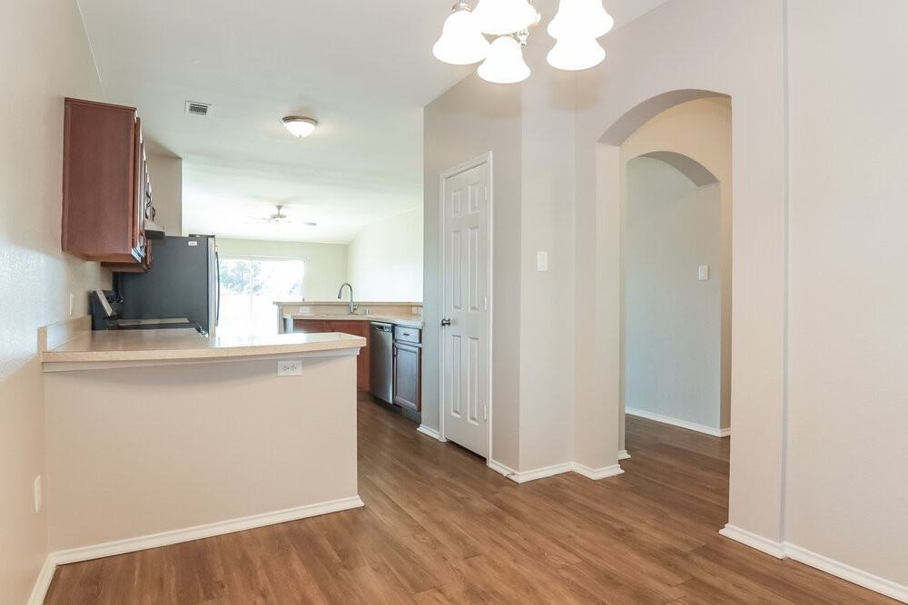 131 Freedom Trl - Photo 6 of 16