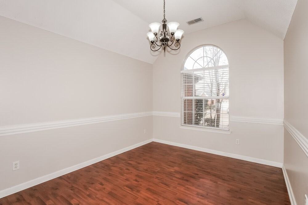 10255 Green Moss Dr S - Photo 7 of 16