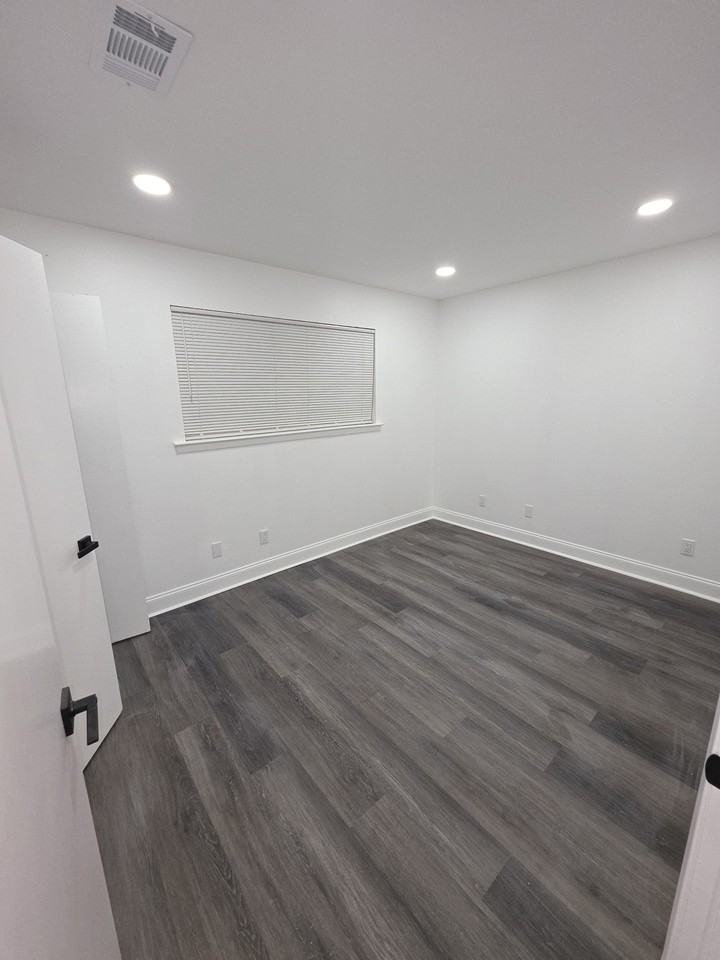 1244 Harbor Drive #216 - Photo 6 of 12