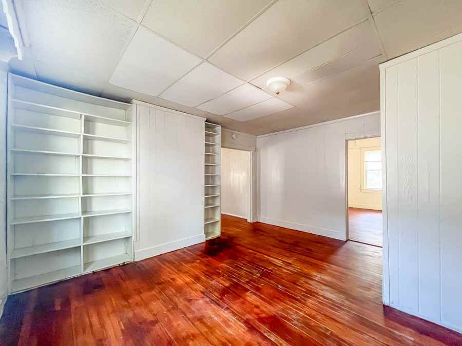 142 Windsor Ave #NA - Photo 4 of 20