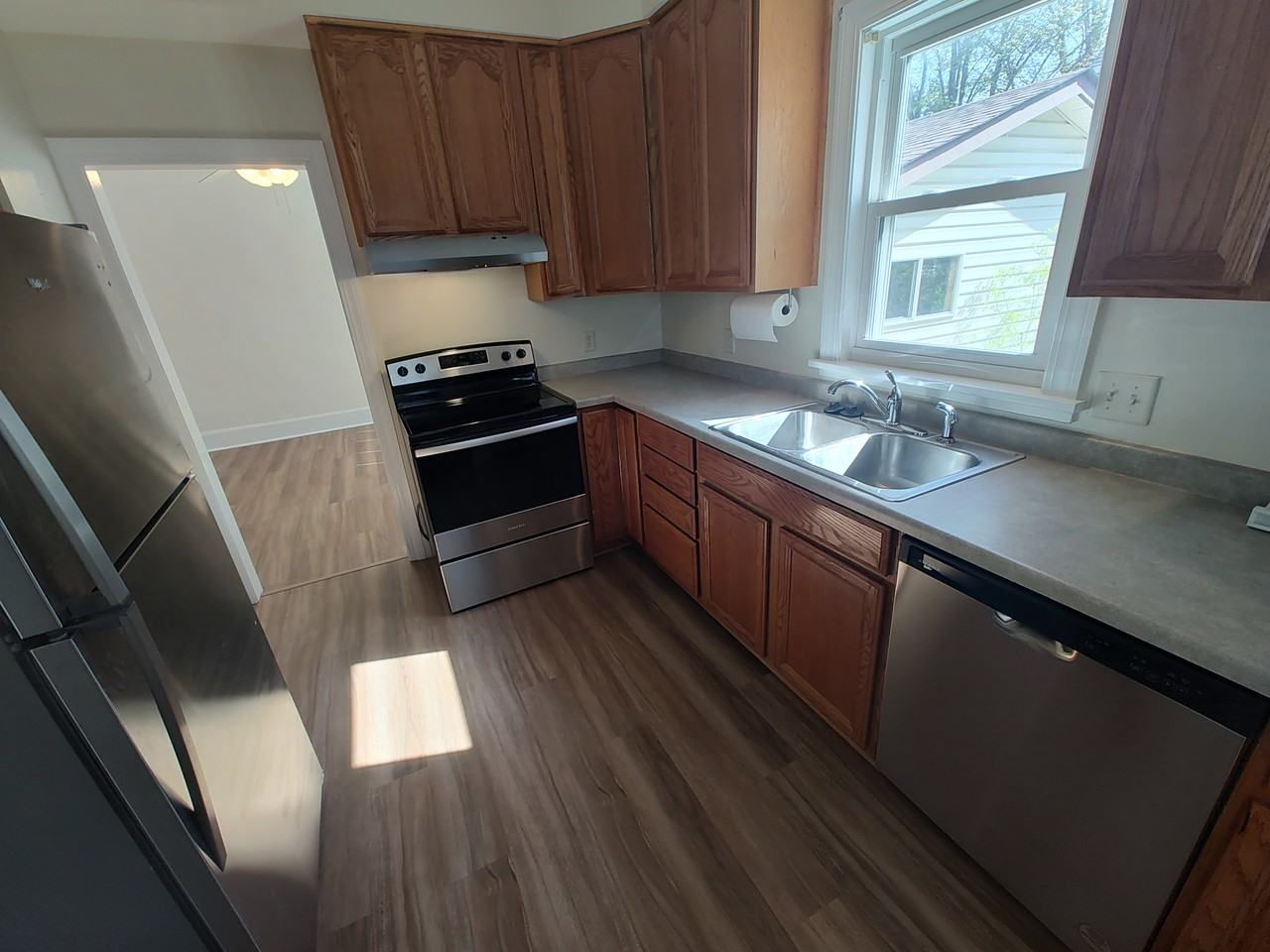 712 4th St Nw #712 - Photo 5 of 15