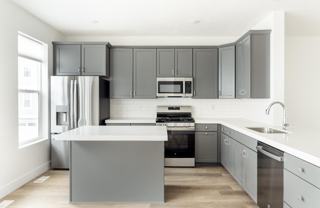 156 E Linkwood Pl - Photo 1 of 1