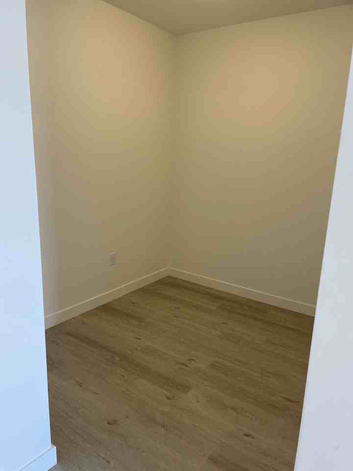 461 Green Road #203 - Photo 5 of 15