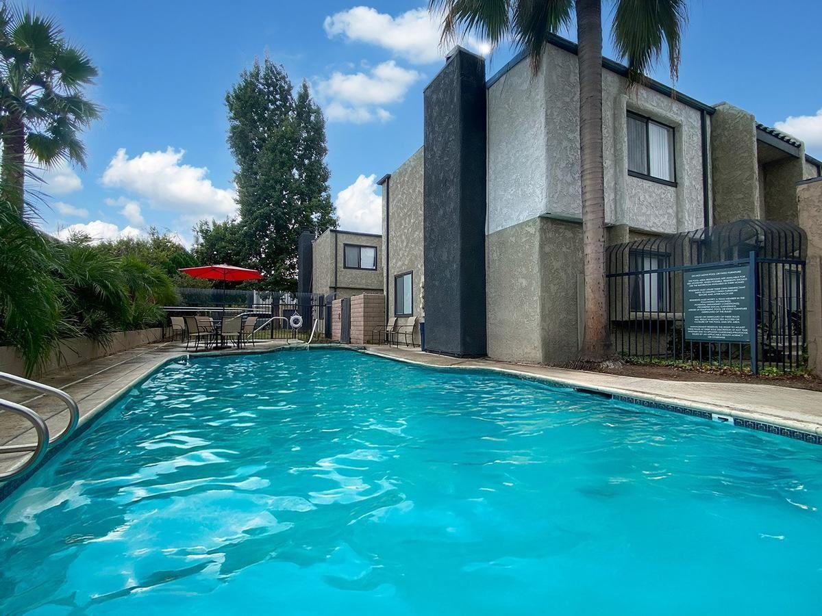 7594 Magnolia Ave - Photo 3 of 13