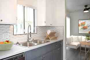 7594 Magnolia Ave - Photo 1 of 1