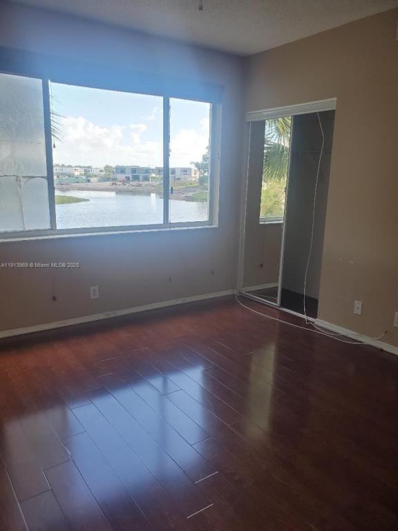 16645 Hemingway Drive - Photo 6 of 10