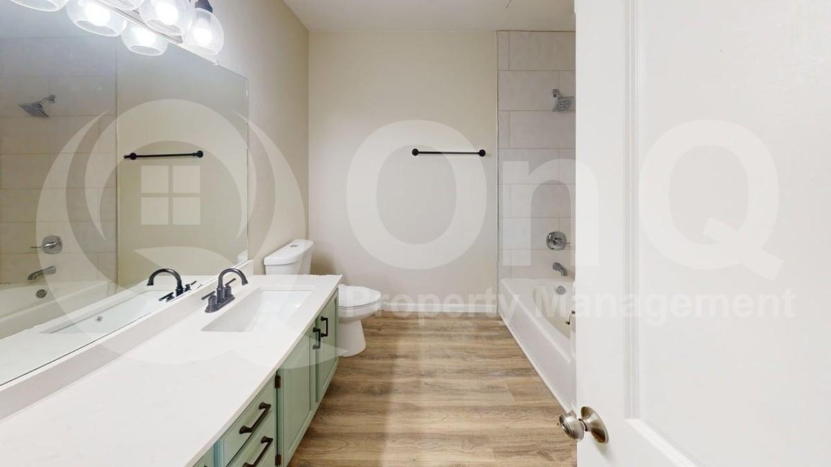 4040 N Weimer Pl #4 - Photo 4 of 22