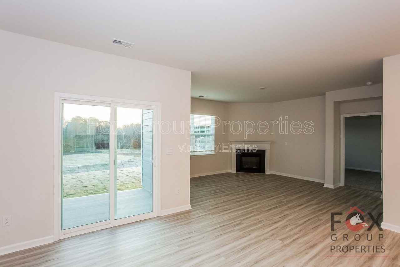 148 Way Cross Ln - Photo 6 of 16