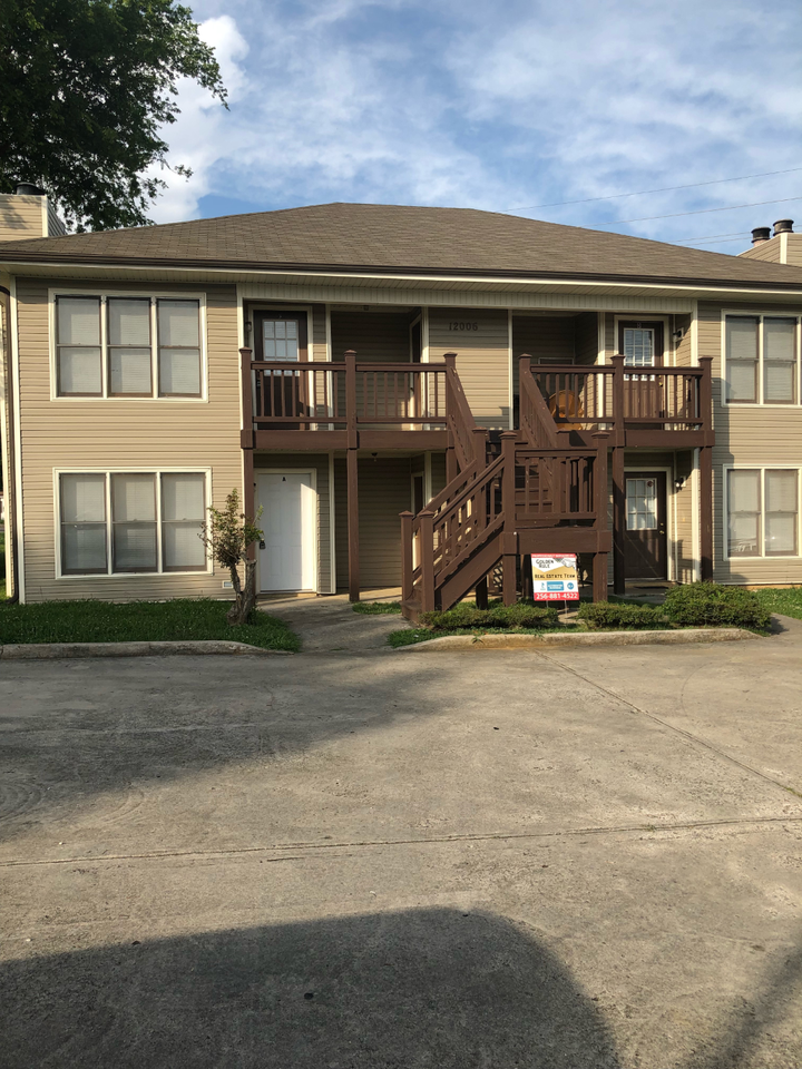 12006 Sugar Mill Cir Se #C - Photo 7 of 15