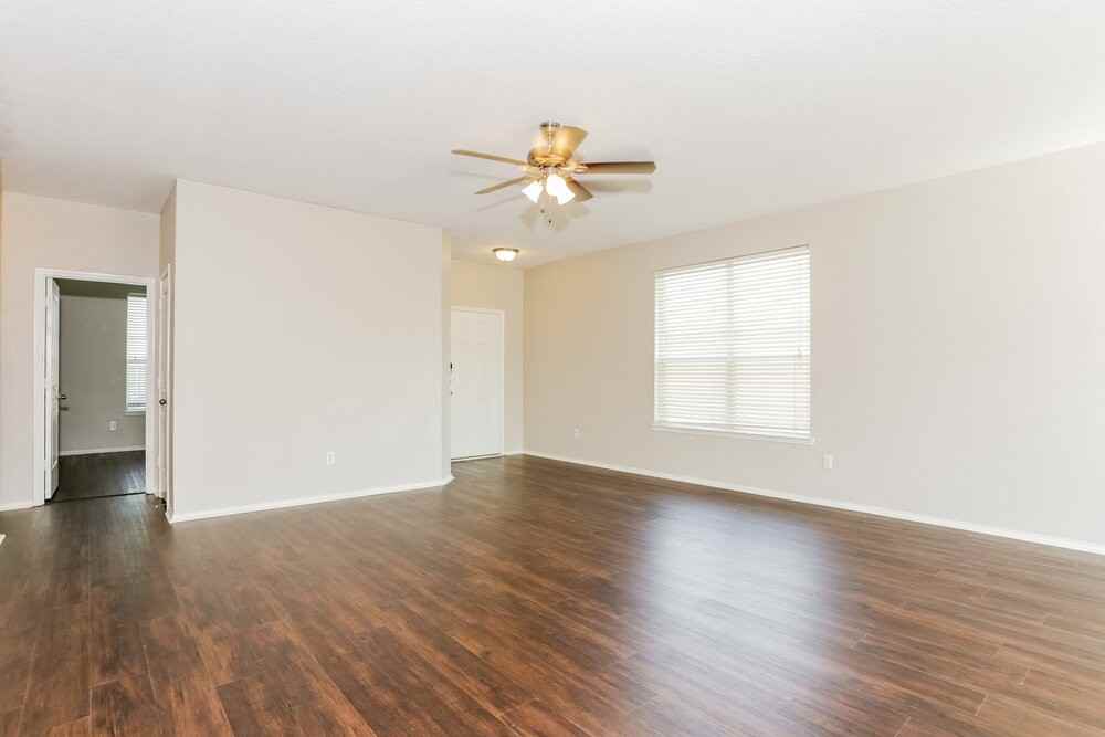 412 San Lucas Dr - Photo 3 of 16