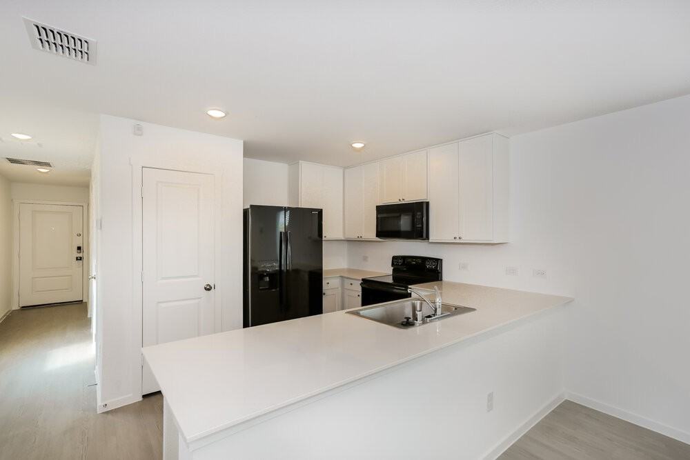 10513 Sequoia Dr - Photo 7 of 17