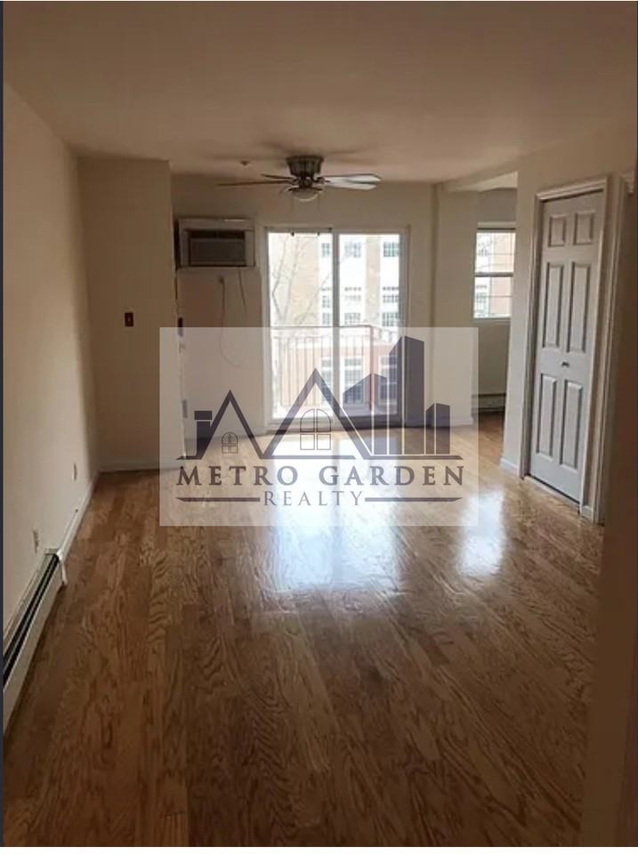 84-02 143rd Street #403 - Photo 2 of 18