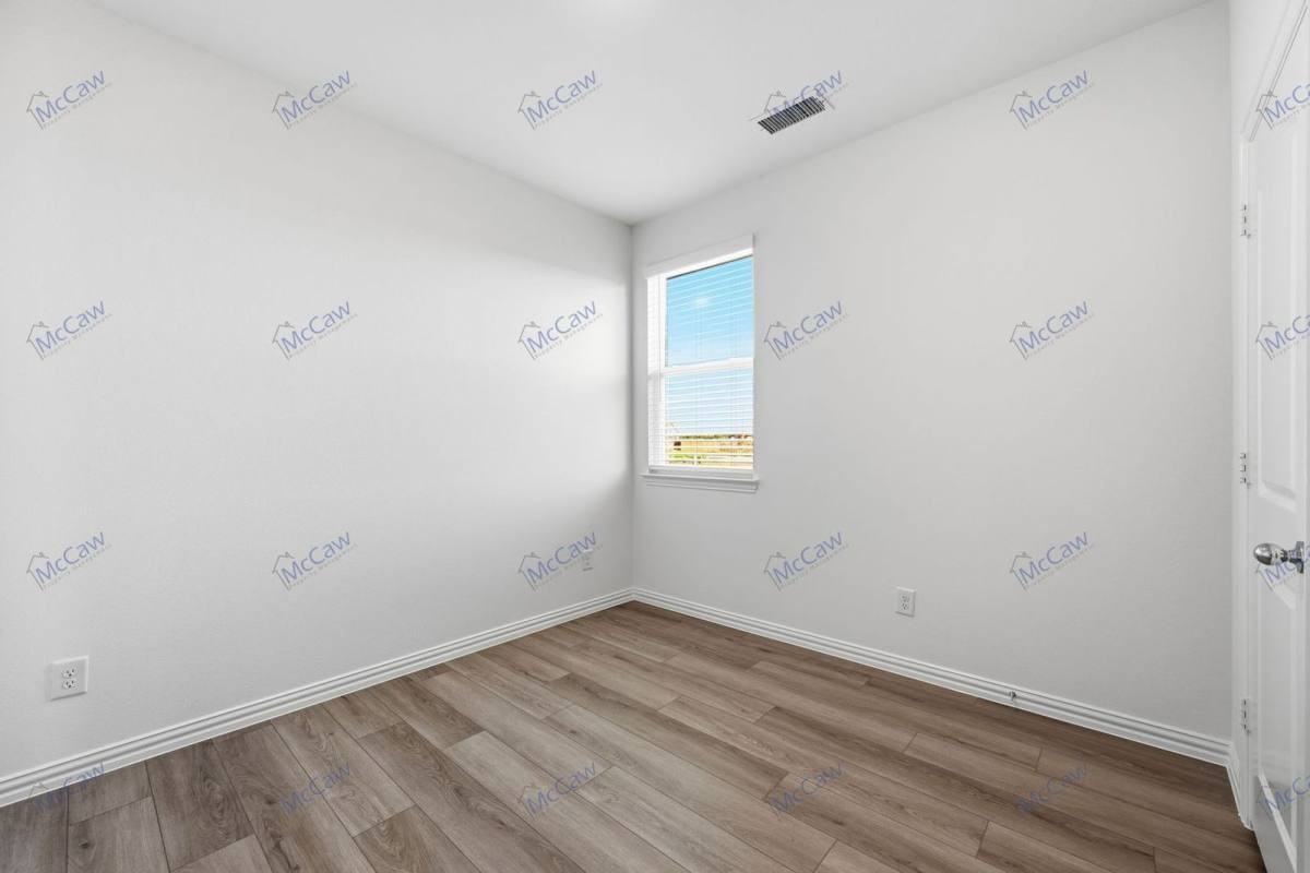 239 Golden Run Drive - Photo 6 of 10