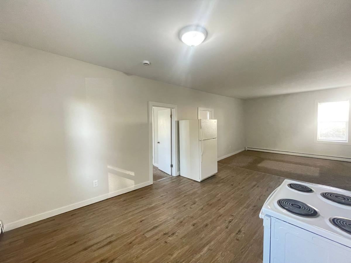 124 Beech St #1N - Photo 2 of 10