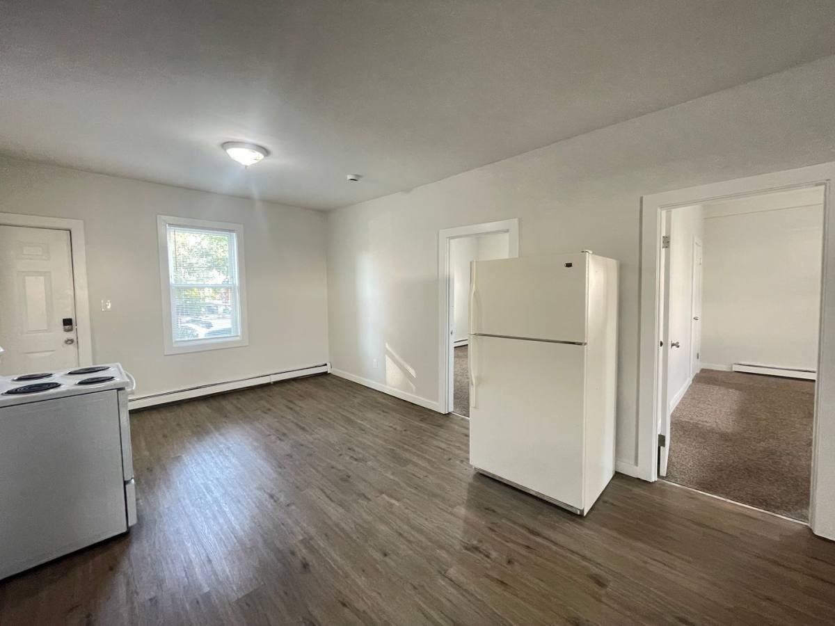 124 Beech St #1N - Photo 5 of 10