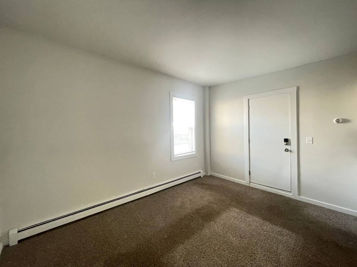 124 Beech St #1N - Photo 6 of 10