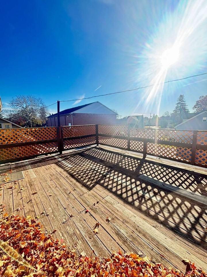 6039 Carpenter St #2 - Photo 3 of 10