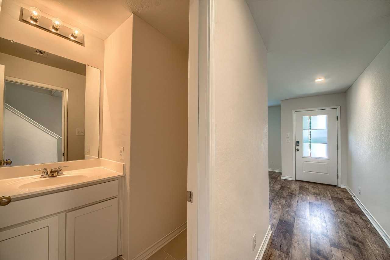 4402 Chalk Flts - Photo 6 of 40