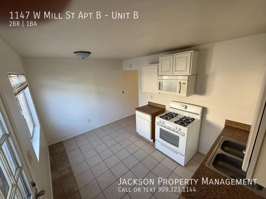 1147 West Mill Street #B - Photo 5 of 20