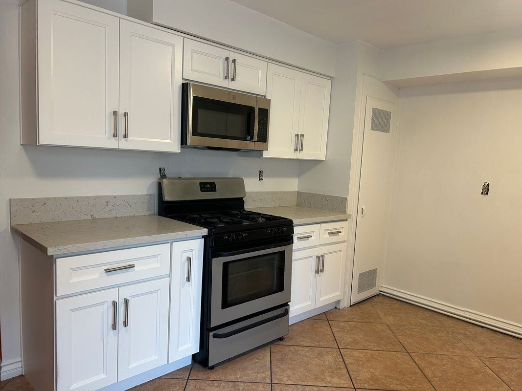 8784 Valley View Street - Photo 2 of 8