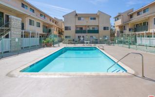 featured image of 121 Sinclair Ave