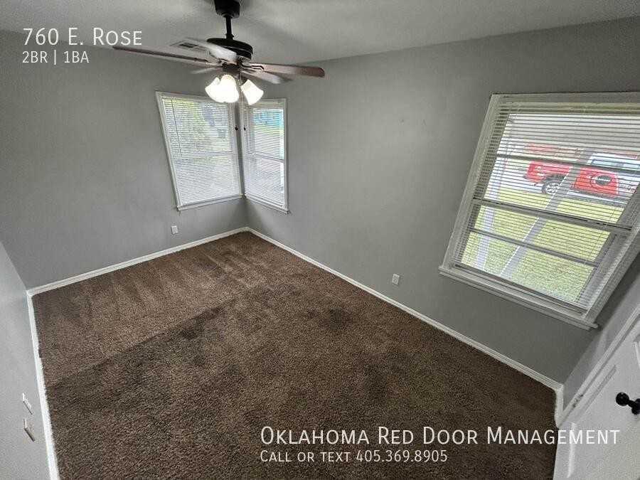 760 East Rose Drive - Photo 7 of 11