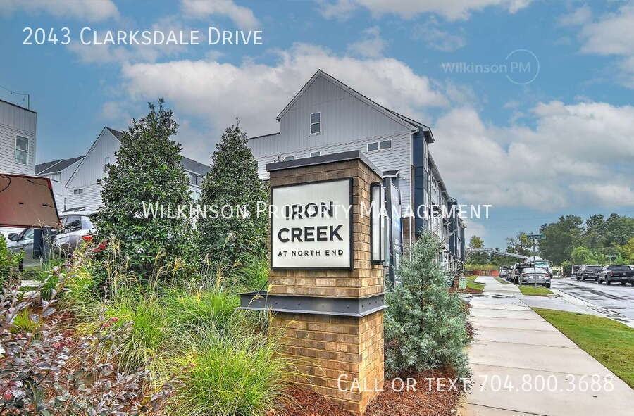 2043 Clarksdale Dr - Photo 2 of 34