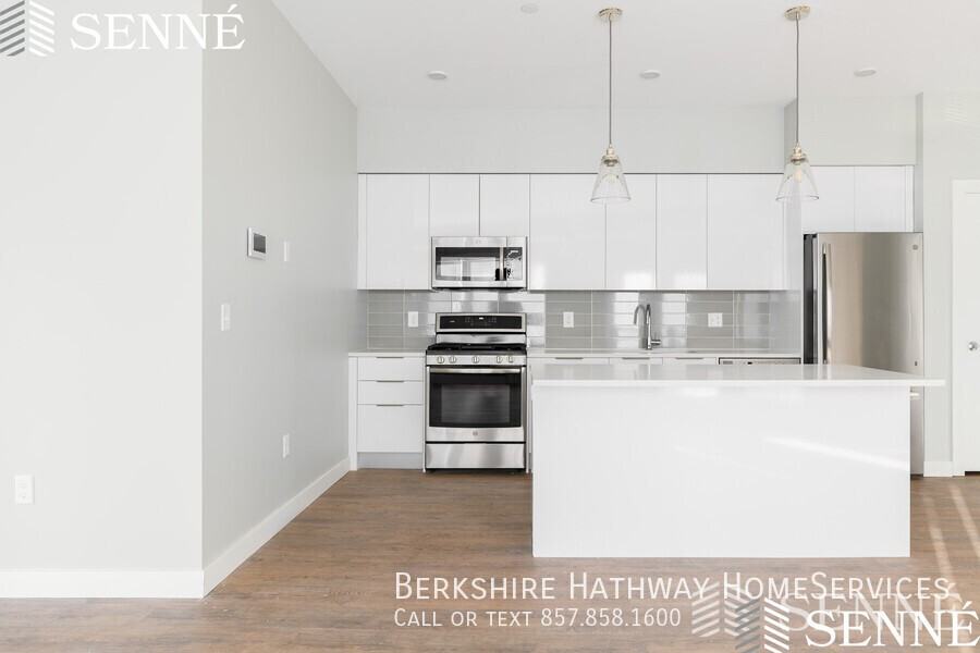 46 Medford St #201 - Photo 2 of 7