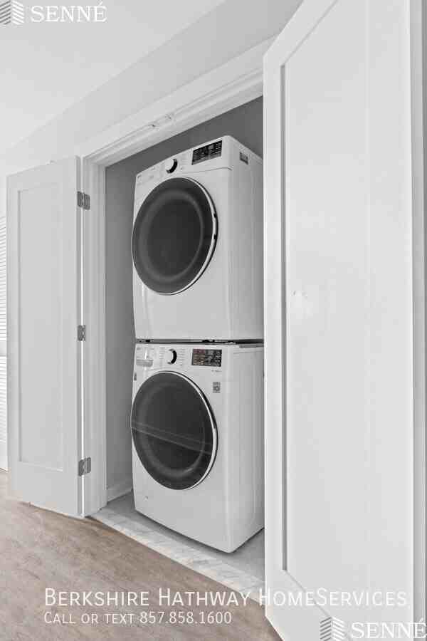 27 Horace St #201 - Photo 7 of 8