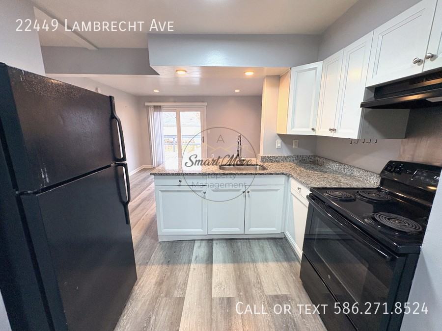 22449 Lambrecht Ave - Photo 7 of 20