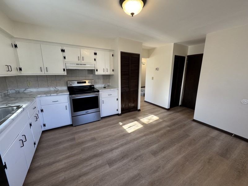 1228 N 10th Ave #1230 - Photo 3 of 20