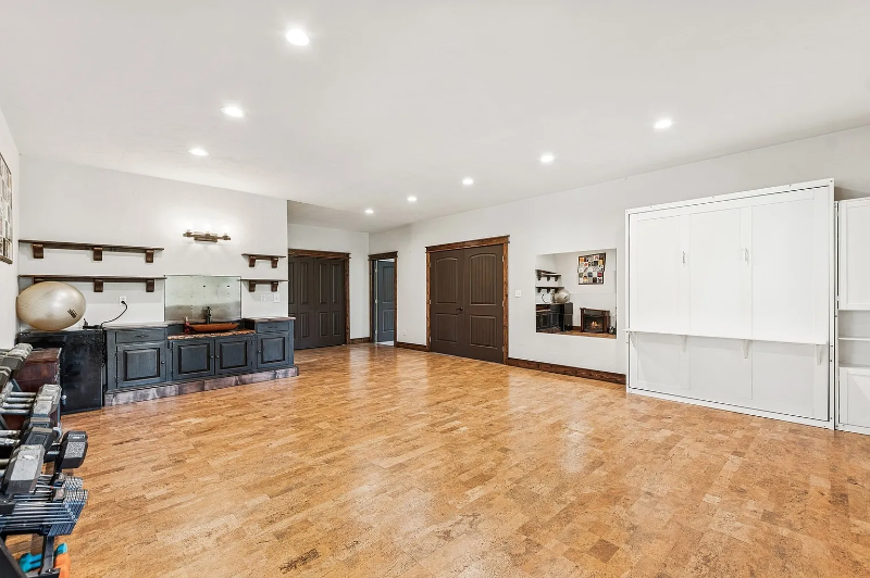 356 South Many Lakes Drive - Photo 3 of 17