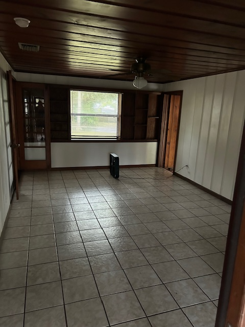 2076 Grandview Ave S - Photo 5 of 14