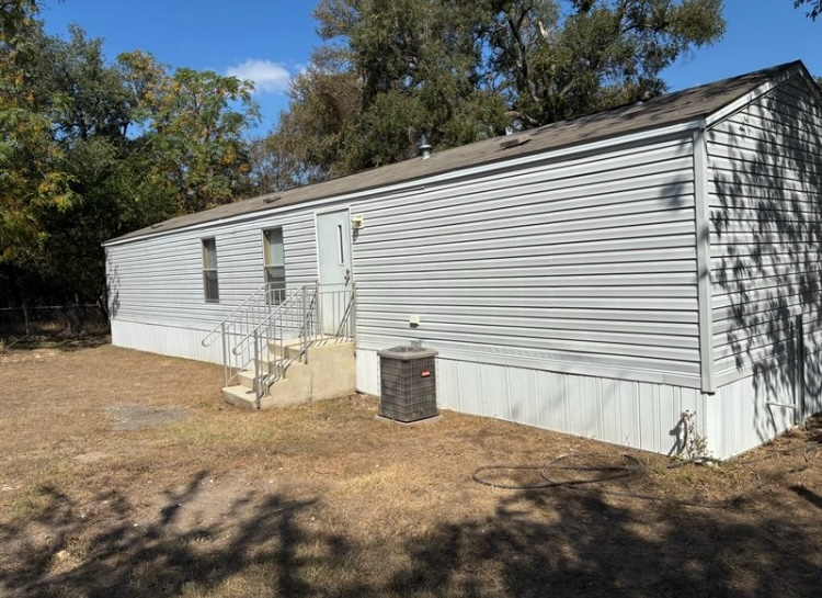 7 Arroya Dr - Photo 3 of 19